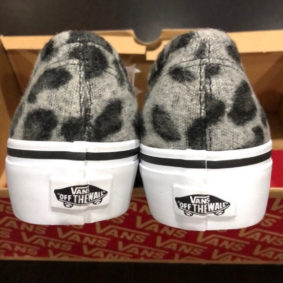 Vans Authentic Platform Fuzzy Snow Leopard - Picture 5 of 7